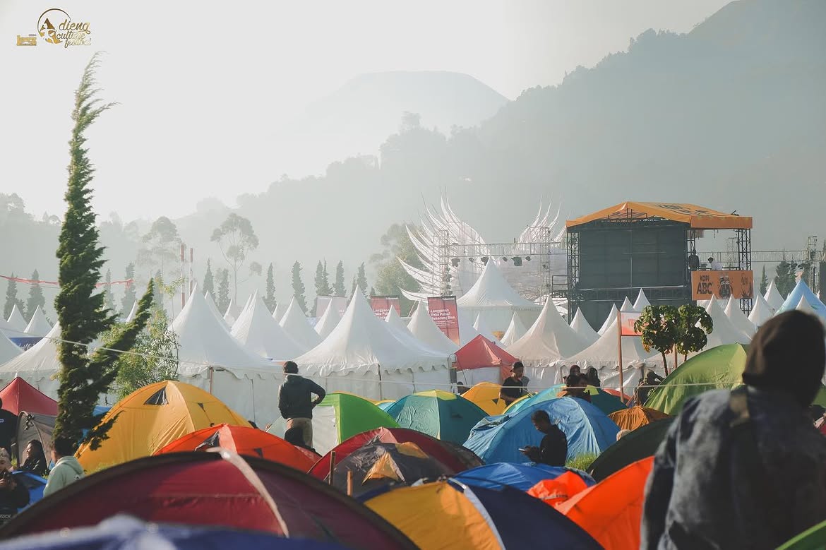 Suasana Camping Ground Kailasa 2026, gambar 1